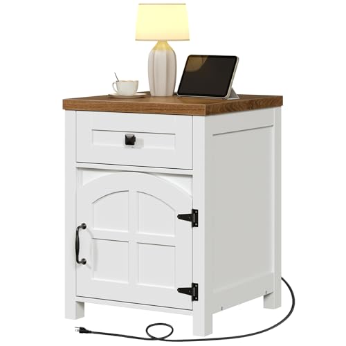 HOOBRO Farmhouse End Table with Charging Station, End Tables Living Room with Drawer, Rustic Nightstand with Arched Barn Door, Wooden Sofa Side Bedside Table, White and Walnut WH406UBZ01