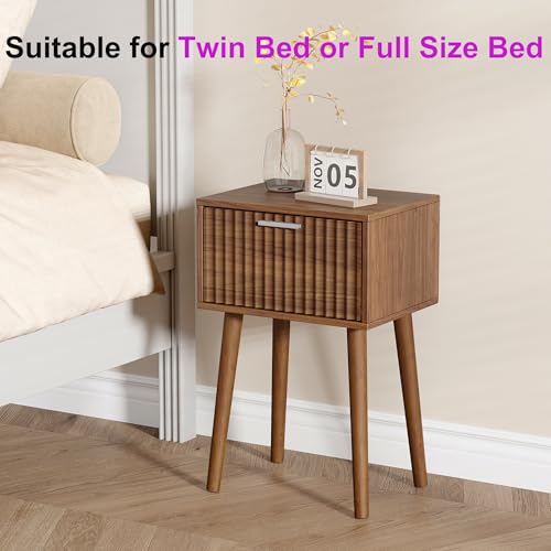 LAATOOREE Nightstands Set of 2, Small Fluted Side Table, Bedside Table with Solid Wood Feet; Modern Mid-Century End Table for Bedroom, Small Space - color: Rustic Brown, style: Fluted Style