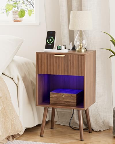 Walnut Fluted Nightstand, Modern Bedside Table with Storage Drawer, Wood Night Stand Side End Table for Bedroom, Living Room, Office