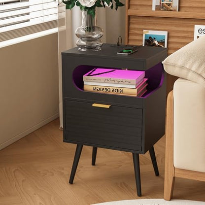 Veegle Nightstand,Modern Bedside Table with Storage Drawer and Open Wood Shelf, Accent Night Stand with Solid Wood Legs for Living Room, Bedroom and Small Spaces,Easy Assembly (Black-1) - color: Black-1