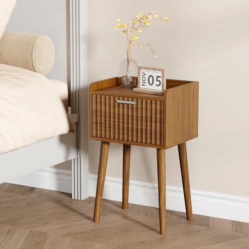 LAATOOREE Small Nightstands Set of 2, Side End Table, Bedside Table with Fluted Door, Solid Wood Feet; for Bedroom, Small Bed - color: Rustic Brown, style: Fluted Style