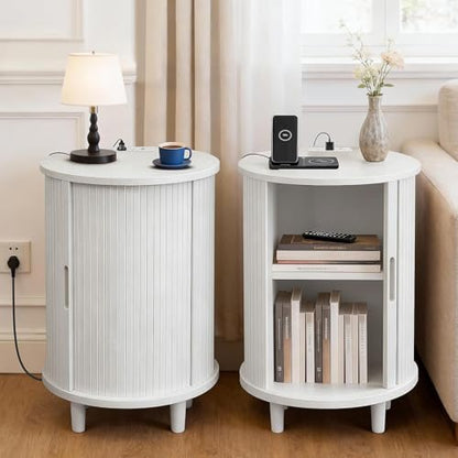 DHH Round End Table with Storage & Charging Station, Fluted Accent Side Table with Sliding Door & Adjustable Shelf, Mid-Century Nightstand for Small Spaces, Living Room, Bedroom(Grayish White) - color: Grayish White