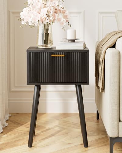 Night Stand Set 2, Black Nightstand with Fluted Doors, Small Modern Mid-Century Bedside Table for Bedroom, End Table for Living Room - color: Black