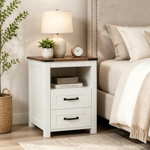 Farmhouse Night Stand, Rustic White Nightstand for Bedroom, End Tables with Charging Station, Bedside Table with Drawers, Wood Bedside Cabinet Dresser - color: White, size: 1pcs with Charging