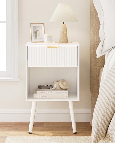 White Fluted Nightstand, Modern Bedside Table with Storage Drawer, Wood Night Stand Side End Table for Bedroom, Living Room, Office - color: White