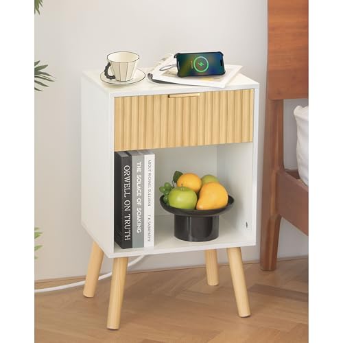 Fultyle Night Stand with Charger Station, Modern Wood Nightstand with Drawer and Outlet, Fluted Bedside Table End Table with Solid Wood Legs for Bedroom, Living Room, Office (White Oak) - color: White Oak With Charging Station