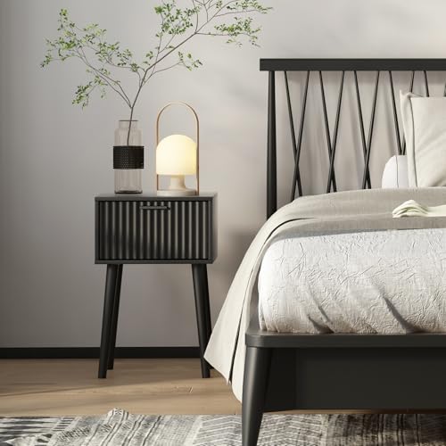 LAATOOREE Nightstands Set of 2, Small Side Table, Bedside Table with Fluted Door, Solid Wood Feet, Modern Mid-Century End Table for Bedroom, Small Space, Black - color: Black, style: Fluted Style
