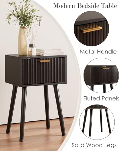 Night Stand Set 2, Black Nightstand with Fluted Doors, Small Modern Mid-Century Bedside Table for Bedroom, End Table for Living Room - color: Black