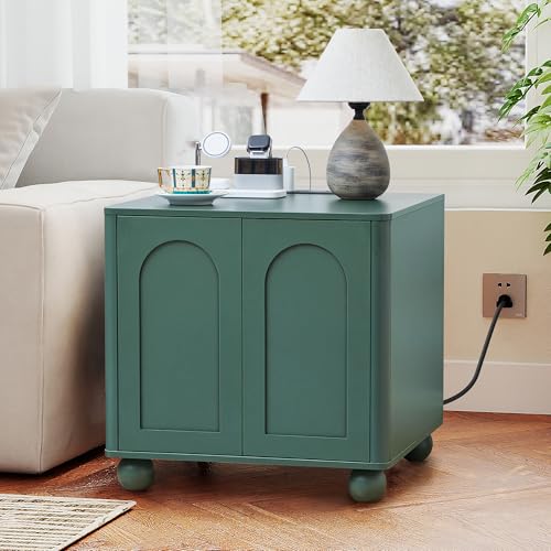 Samll Square Side Table with Charging Station, Mid Century Modern Nightstand with Storage for Bedroom Bed, Small Accent Table with Doors for Living Room Couch Sofa Chair, Office Desk - Green - size: Green-door