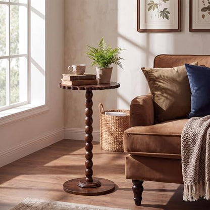 Novabright Round Side Table with Scalloped Edge Small Drink End Table with Solid Wood Legs Modern Accent Nightstand for Living Room Bedroom Corner Office