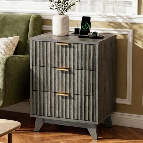 VINGLI Gray Nightstand with Charging Station, Fluted Nightstand 3 Drawers Grey Night Stand for Bedroom, Fluted Grey Bedside Table/End Table/Side Table, 17.72" W*13.78" D*23.62" H, 1 pc - color: Grey, size: 17.7"W-3 Drawer