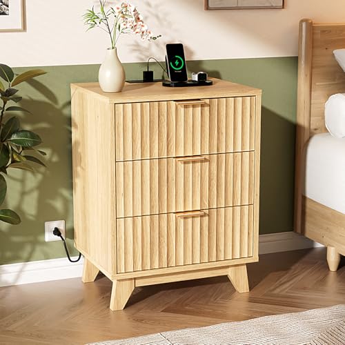 VINGLI Fluted Nightstand with Charging Station, 3 Drawer Nightstand Oak Modern Night Stand for Bedroom, Fluted Bedside Table/End Table/Side Table, 17.72" W*13.78" D*23.62" H, 1 pc - color: Oak, size: 17.7"W-3 Drawer