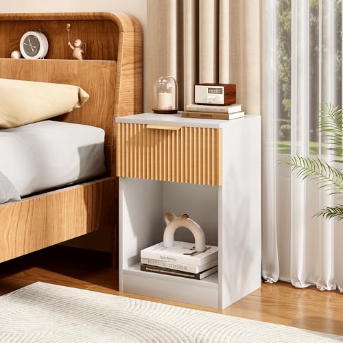 ZIFTY Farmhouse Fluted Nightstand with Drawer and Storage Shelf, Modern White Bedside Table, Boho Wooden End Table for Bedroom Living Room Office, Minimalist Night Stand
