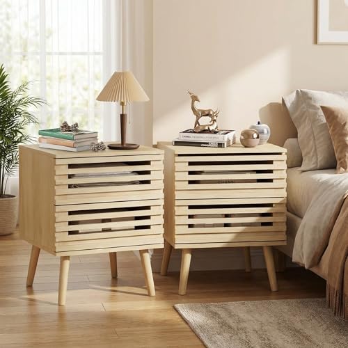 weselon Small Nightstand Set of 2, Boho End Tables with 2 Storage Hollowed-Out Drawers, Bedroom Bedside Table Storage Side Table for Bedroom Living Room (2, Natural Oak)