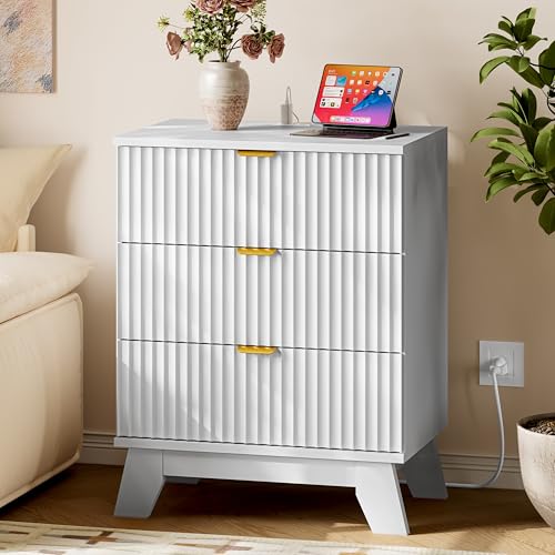 BORNOON Fluted Night Stand with 3 Drawers, Rounded Edge Bedside Table Dresser with Gold Handles, End Side Table Storage Cabinet for Bedroom - color: White, size: With Charge Station