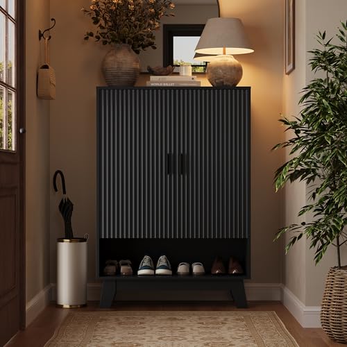 4-Tier Fluted Shoe Cabinet with 2 Doors & Open Shelf, Mid Century Modern Shoe Storage Organizer with Adjustable Shelves, Metal Handles & Wood Legs, Hidden Shoe Rack for Entryway, Hallway - color: Black, style: 2 Doors & Open Shelf