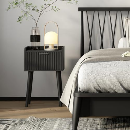 LAATOOREE Nightstand Set of 2, Small Bed Side Table with Fluted Door, End Table with Solid Wood Legs, Mid-Century Bedside Table for Bedroom Small Space - color: Black, style: Fluted Style